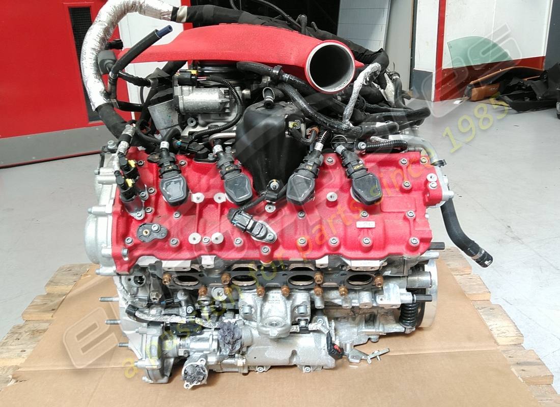 Used Ferrari F8 ENGINE part number 985000334