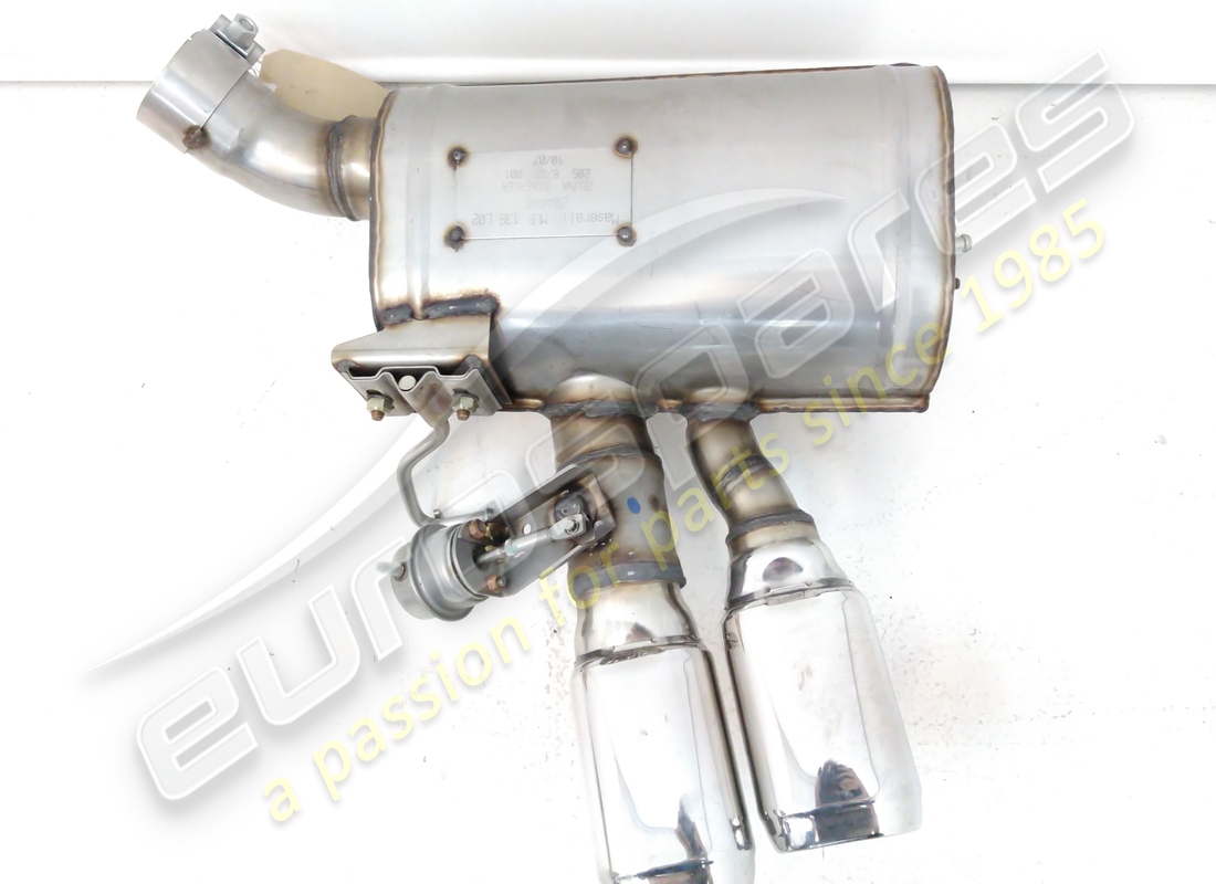 new maserati rear lh silencer. part number 204480 (3)