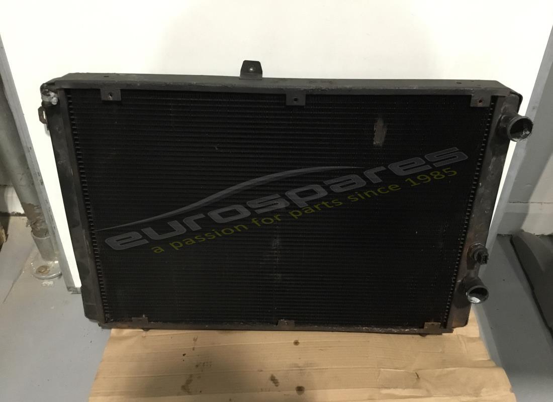 USED Maserati WATER RADIATOR,4P/8CYL MAN.GEARBO . PART NUMBER 374031100 (1)
