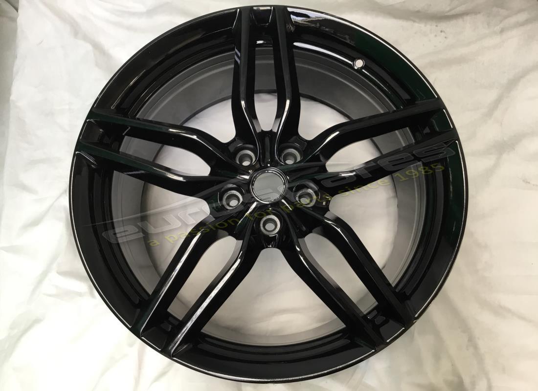 reconditioned ferrari rear rim. part number 272382 (1)