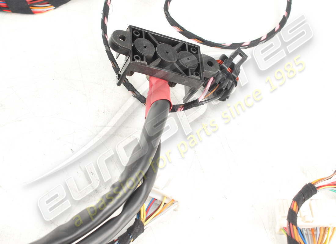 new ferrari rh tunnel cable. part number 177913 (4)