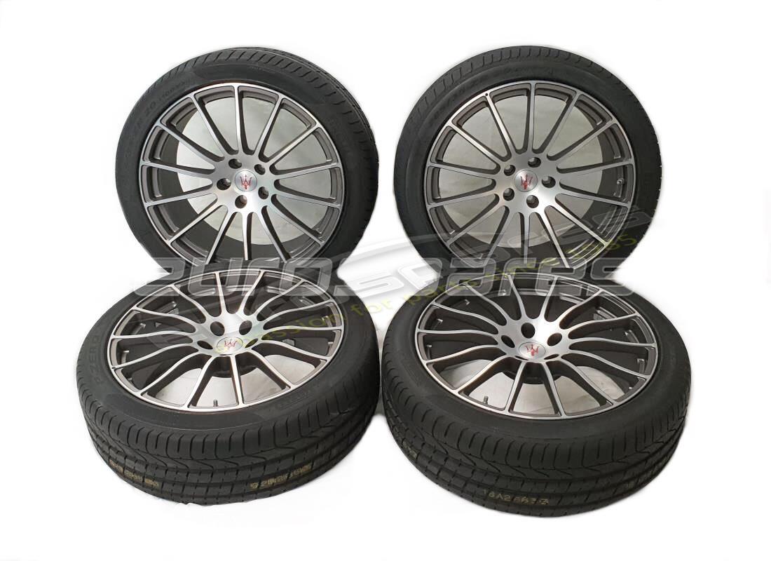 new maserati 20'' qtp wheels with tyres m156 (antracite). part number 980156312a (1)