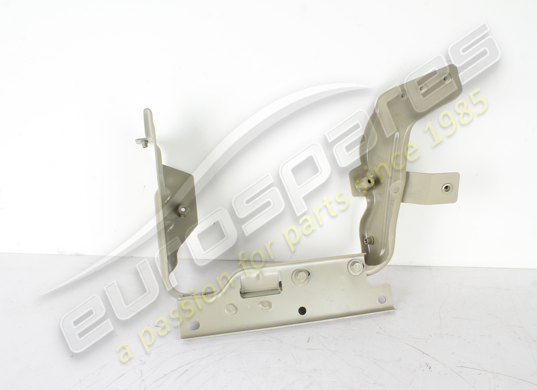 new ferrari bracket. part number 82858600 (2)