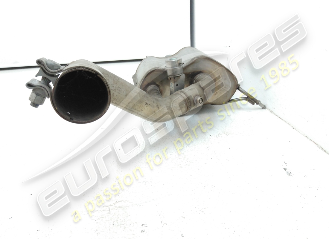 new maserati silenziatore post sx codino. part number 257204 (3)