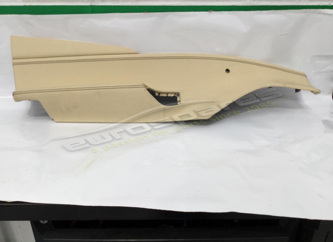 used ferrari lh door card rhd part number 87051700 (1)