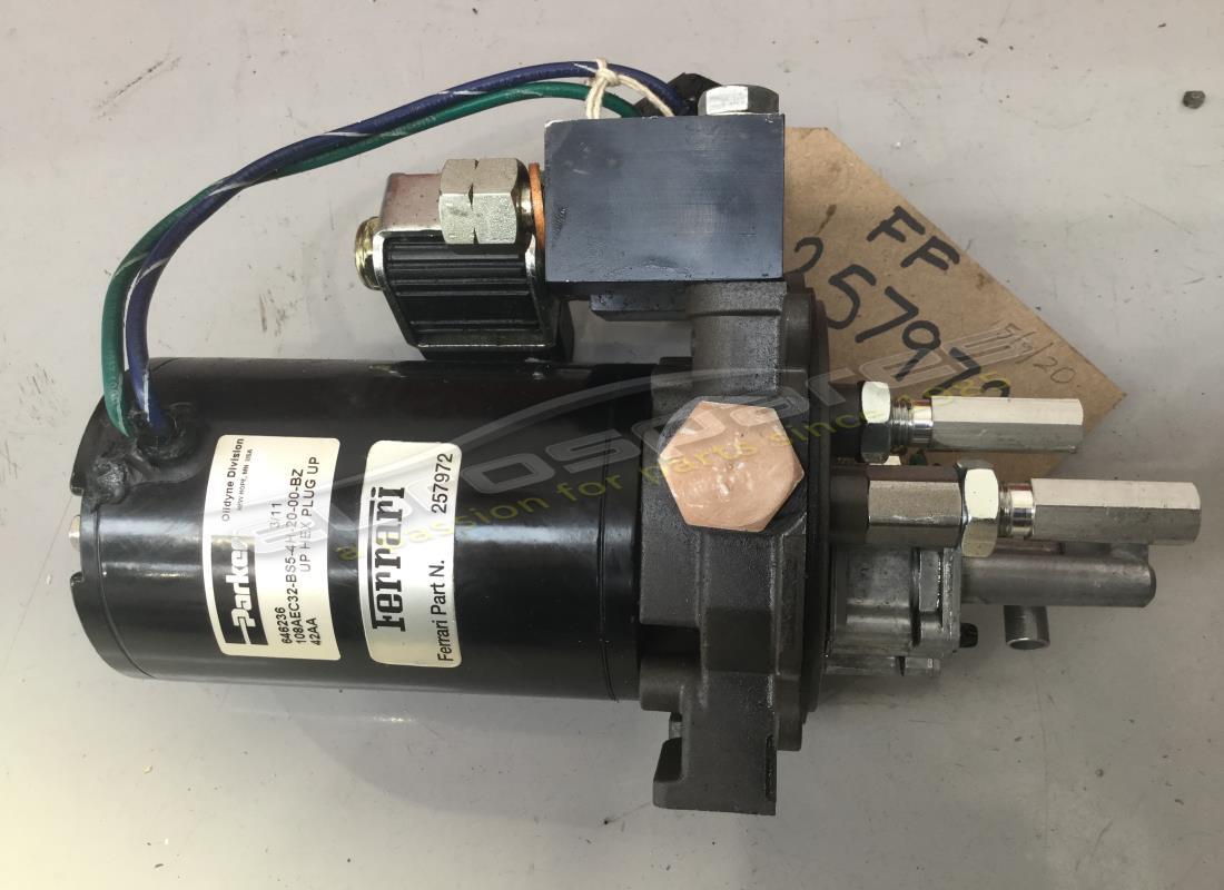 USED Ferrari ELECTRIC PUMP . PART NUMBER 257972 (1)