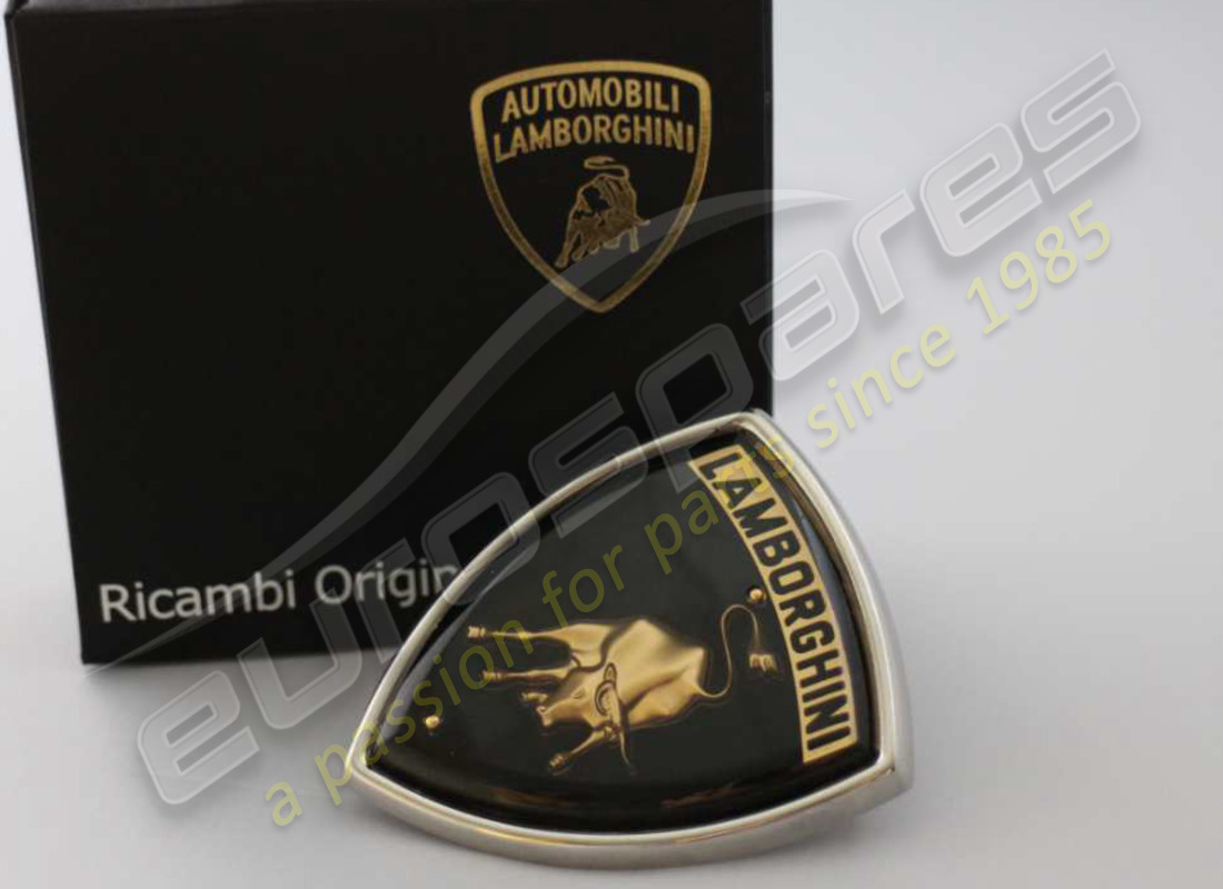 new lamborghini bonnet badge. part number 006102515 (1)