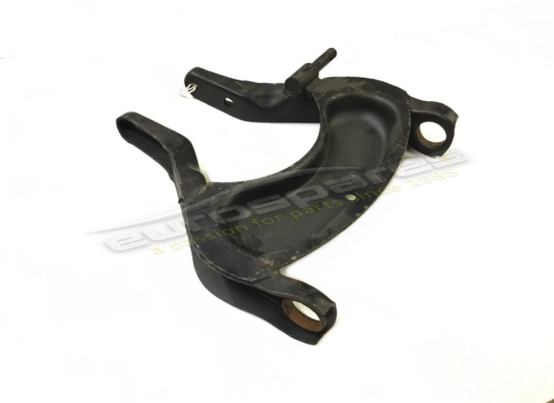 new ferrari lh front lower wishbone. part number 640584s (1)