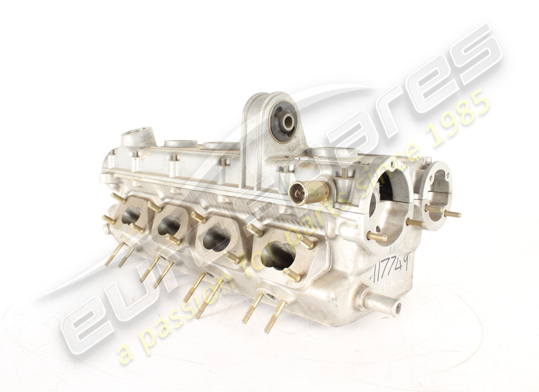 NEW Ferrari RH CYLINDER HEAD . PART NUMBER 117749 (1)