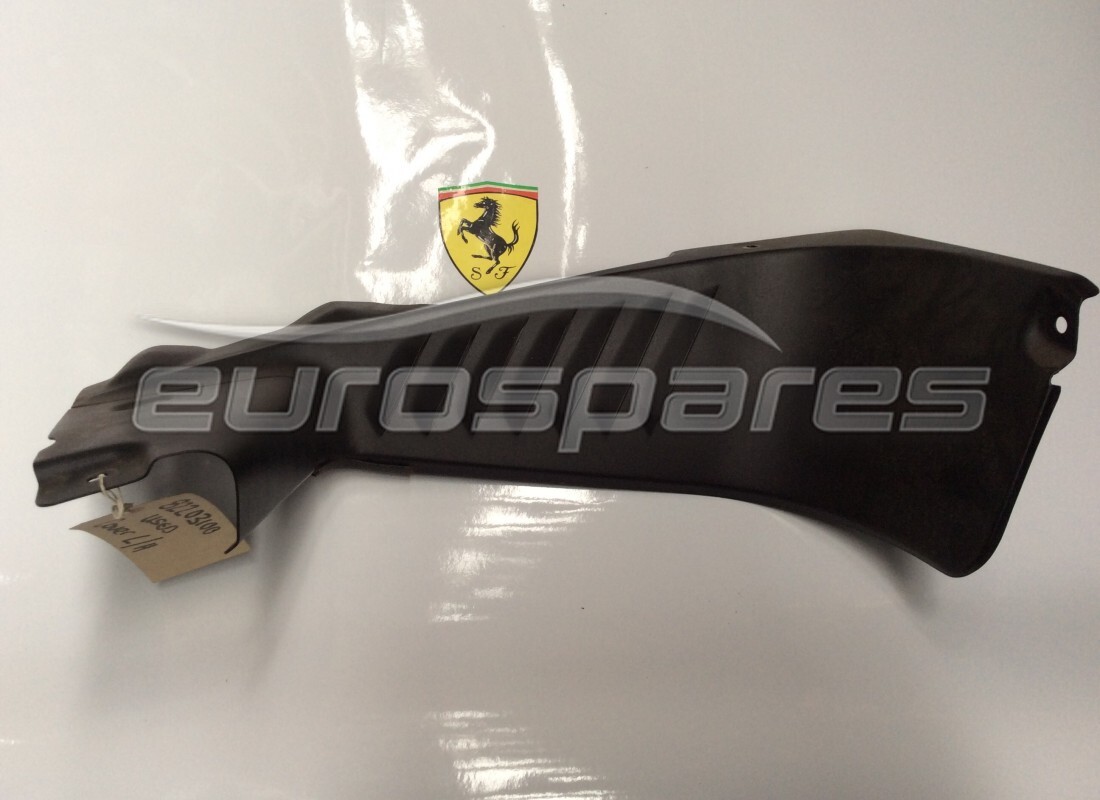 used ferrari lh lateral cosmetic shield. part number 82203100 (1)