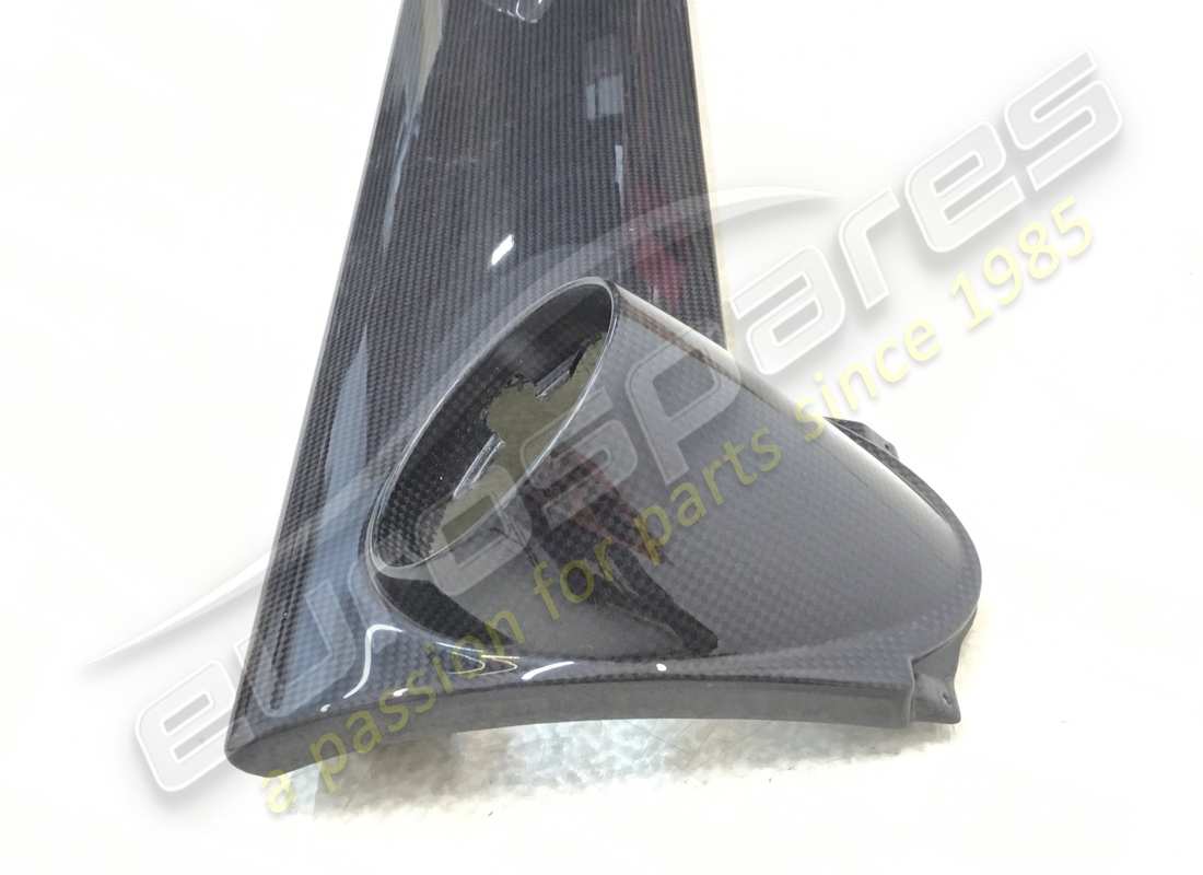 new ferrari rh moulding. part number 69157800 (2)