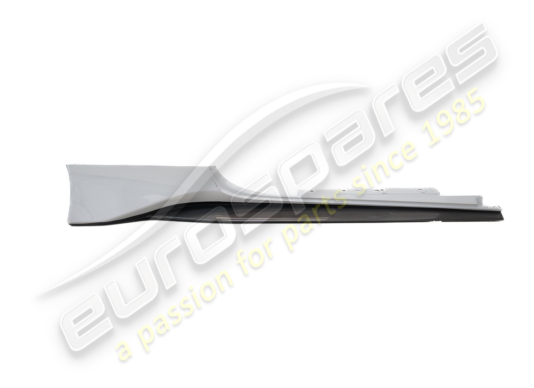 NEW Ferrari COMPLETE RH UNDERDOOR TRIM . PART NUMBER 766048 (1)