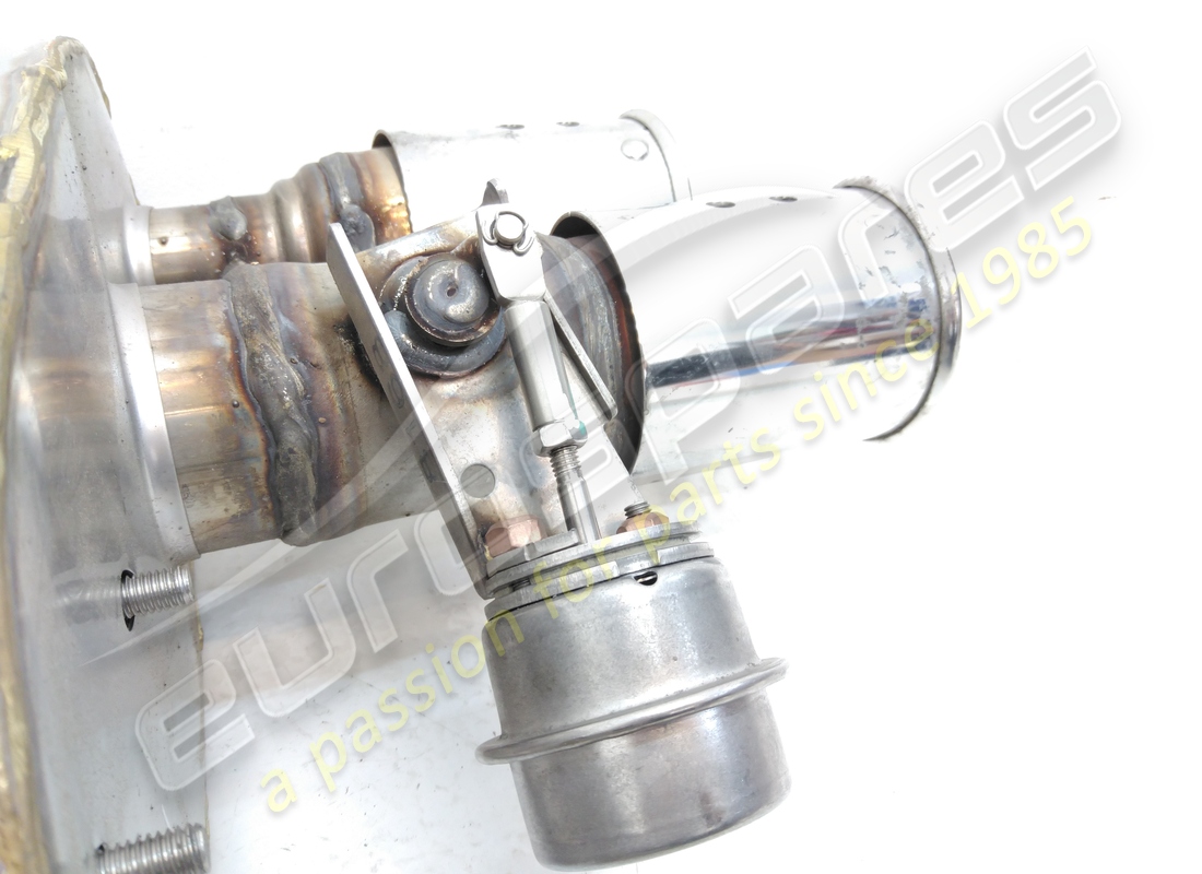 new ferrari lh rear silencer. part number 220194 (3)