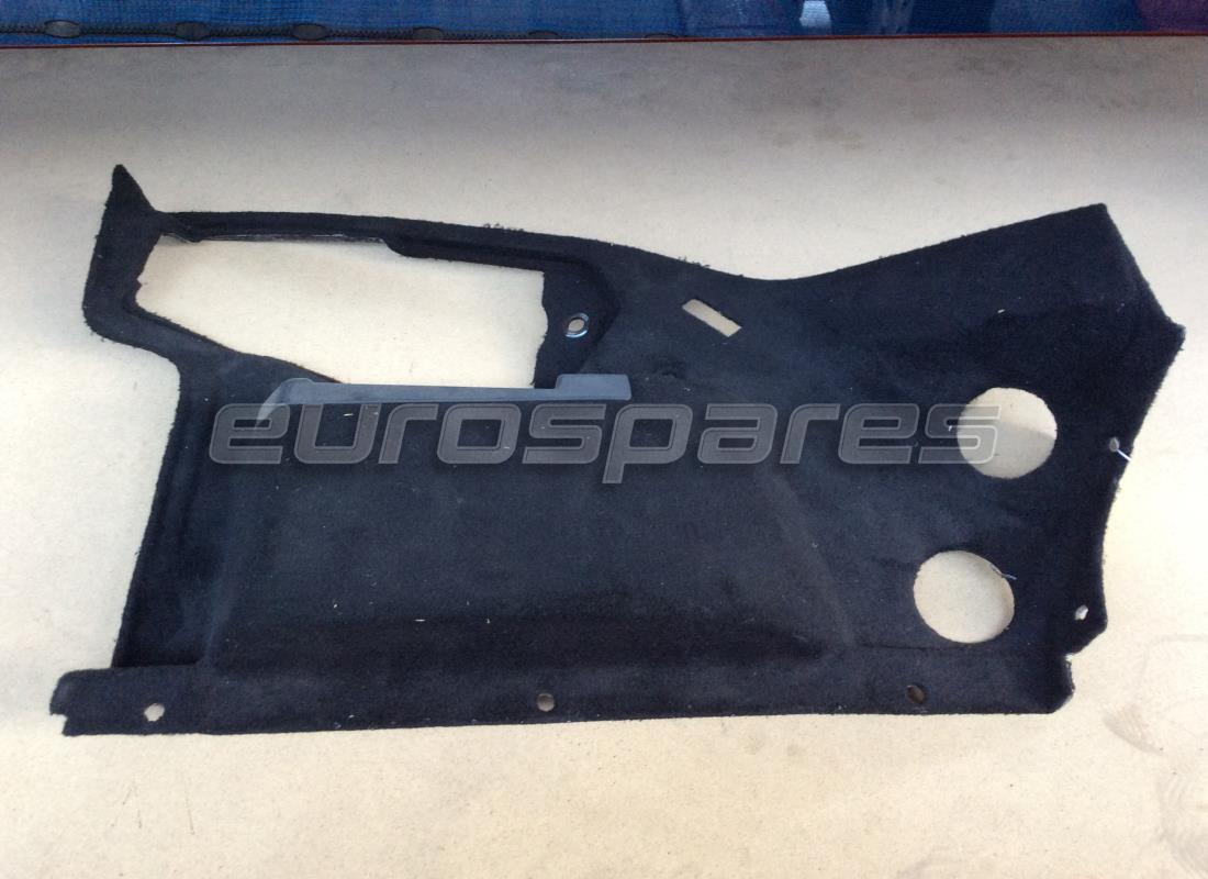 used ferrari lh trunk carpet. part number 68511400 (1)