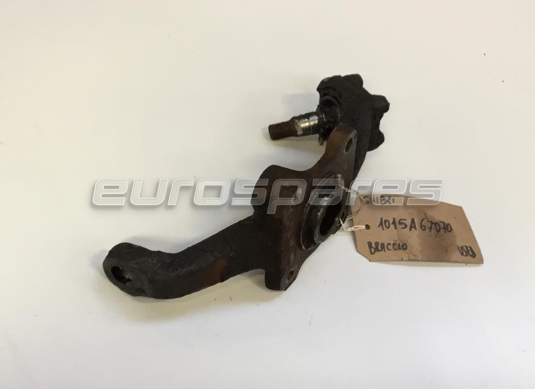 used maserati braccio porta leve completo di snodo inferiore. part number 101sa67070 (1)