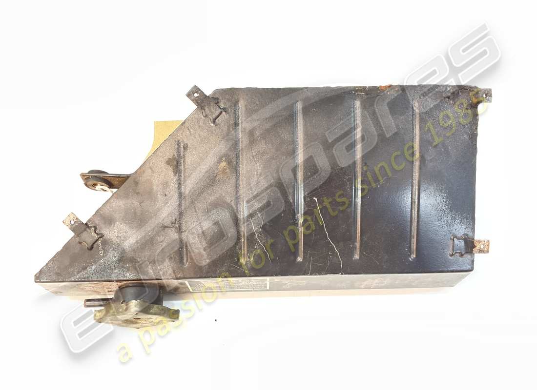 used ferrari header tank. part number 117691 (2)