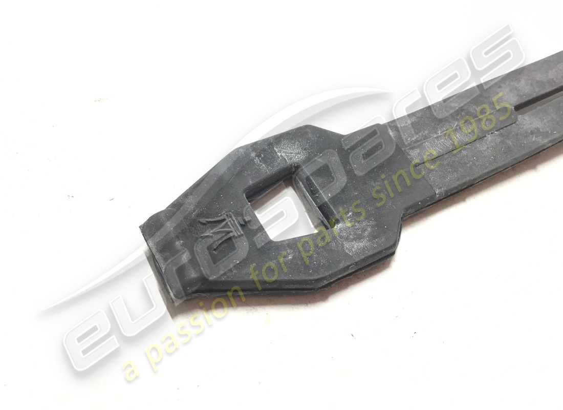 new maserati filter housing closing strap. part number 312420100 (2)