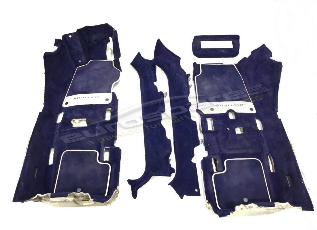 used ferrari rhd mats set. part number 870670000 (1)