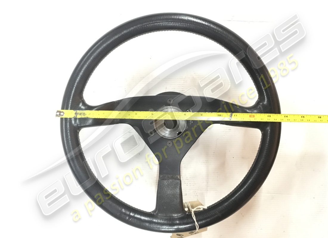 used ferrari steering wheel complete. part number 136549 (5)