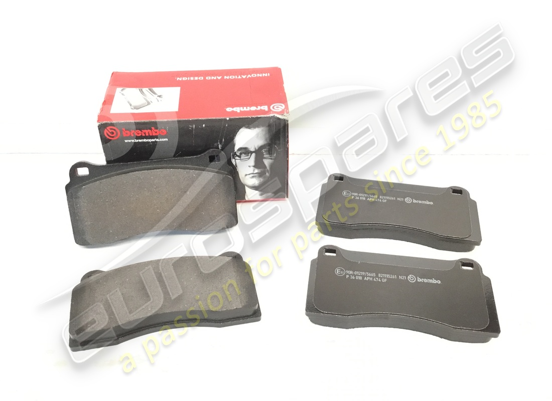 new eurospares front pad set (brembo). part number 148983a (1)