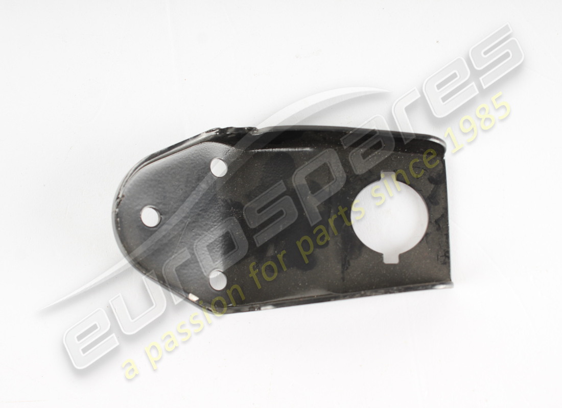 new maserati lhd steering column mount. part number 327856320 (2)