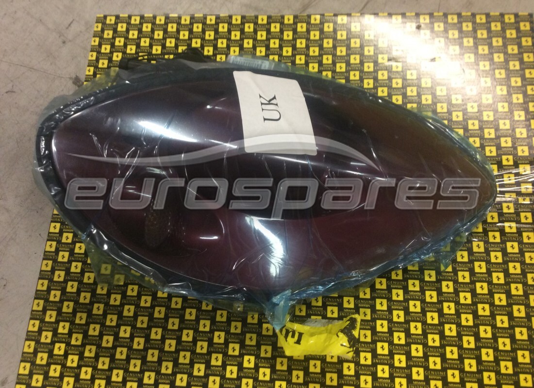 new ferrari rh headlamp rosso rubino mica rhd part number 72149589 (1)