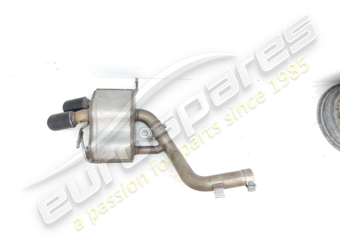 new maserati silenziatore post sx codino. part number 257204 (1)