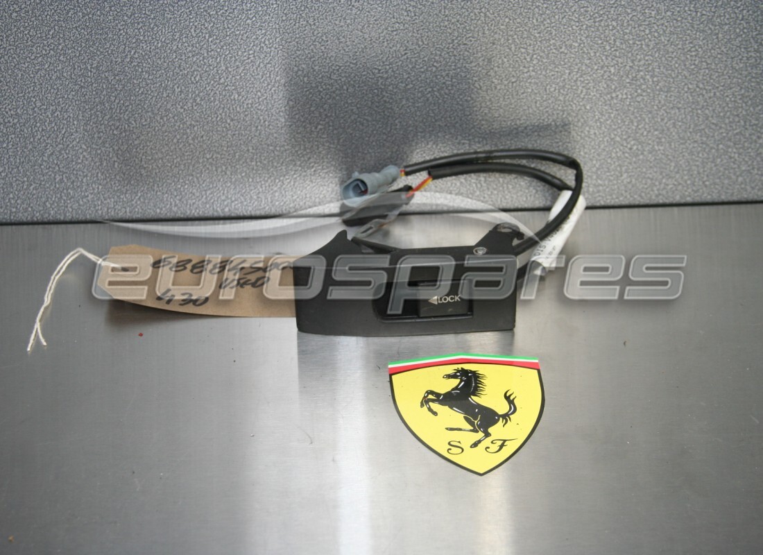 USED Ferrari RH INNER HANDLE FOR DOOR . PART NUMBER 68884500 (1)