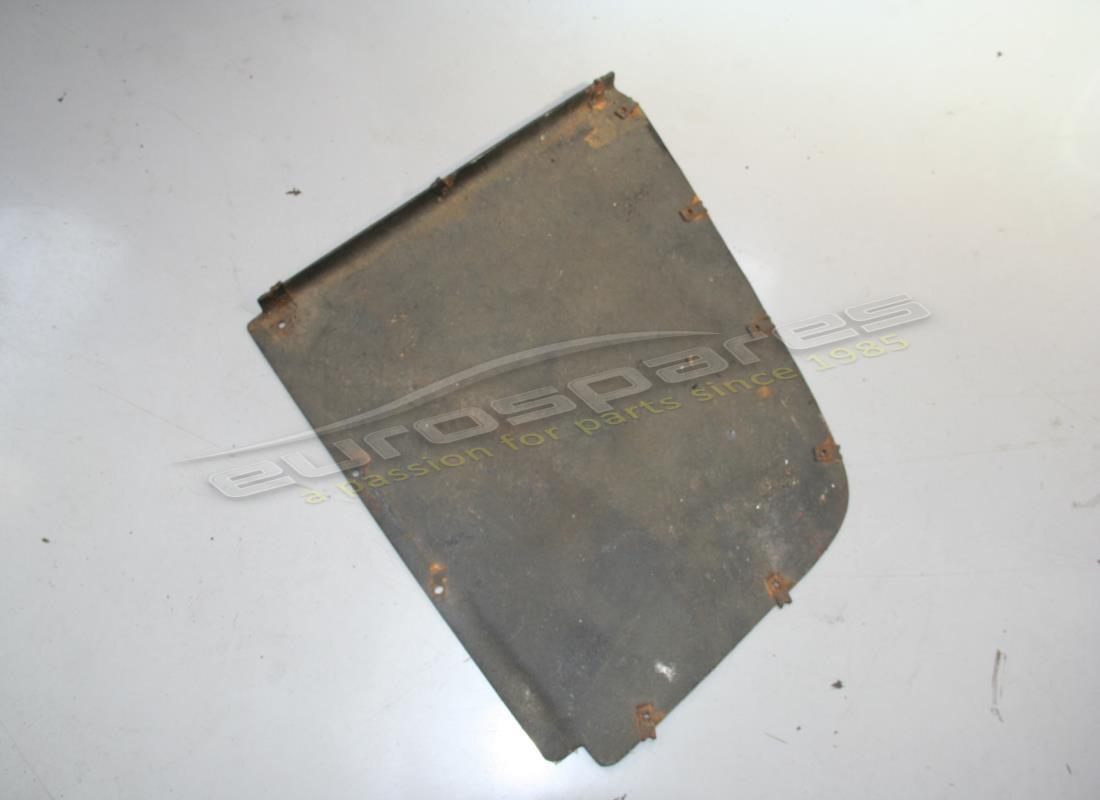 used ferrari lh cover. part number 61947300 (1)