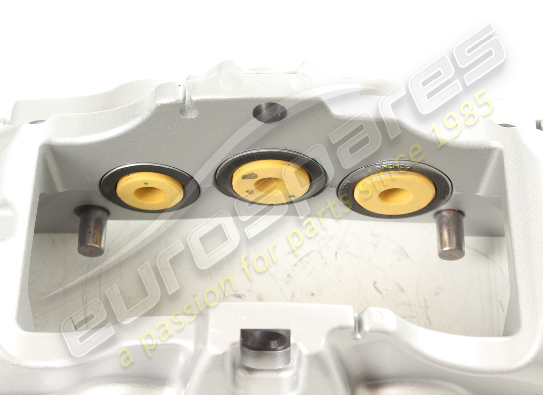 new (other) lamborghini front caliper in silver. part number 4t0615106cc (3)