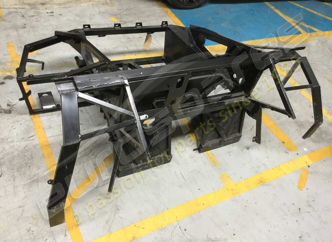 new lamborghini frame. part number 410898045 (5)