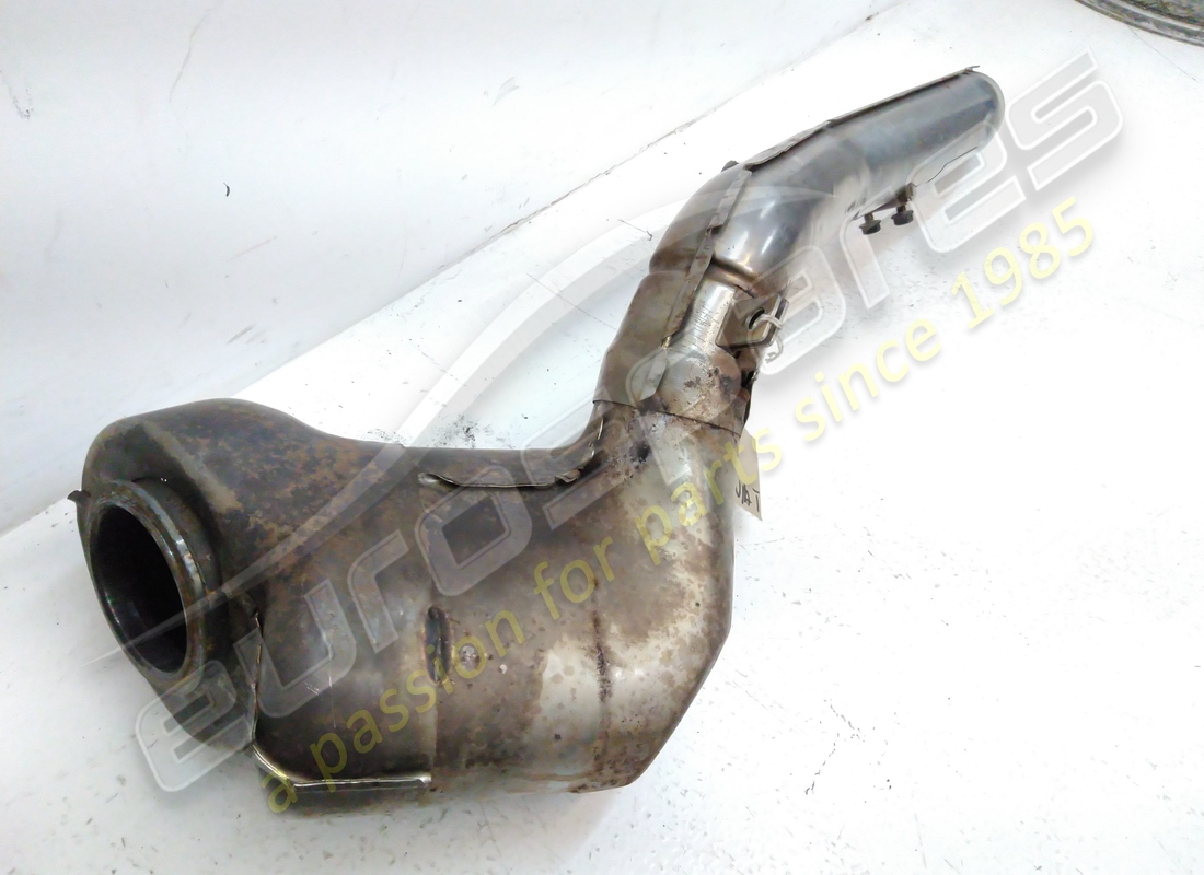 used ferrari complete rh catalytic converter. part number 312104 (2)