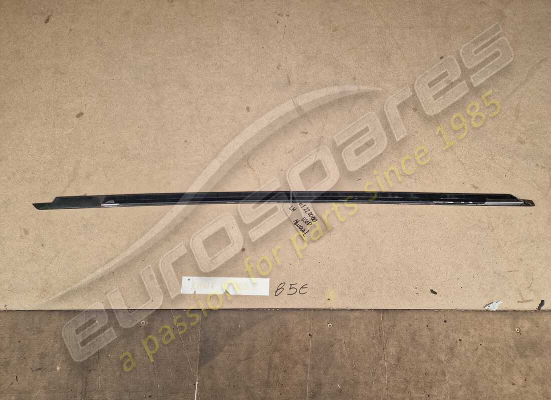 used ferrari lh door moulding. part number 61220000 (8)