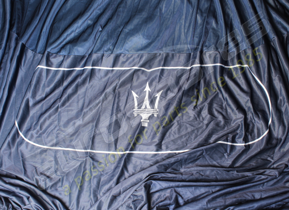 new maserati zegna indoor car cover. part number 940001110 (3)