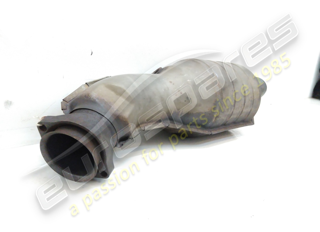 used ferrari lh catalyst. part number 174210 (2)