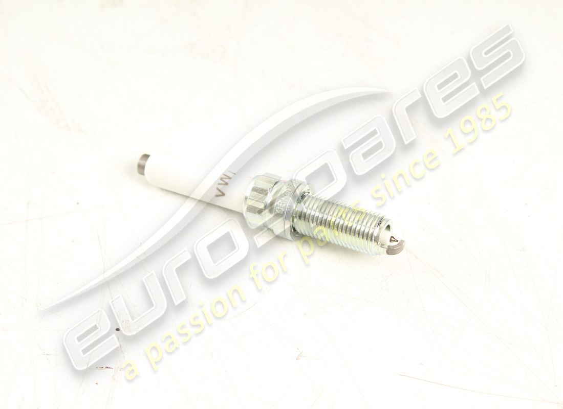 new porsche spark plug. part number 9a790560150 (1)