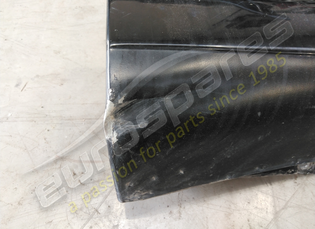 used ferrari rh sill cover panel. part number 63145400 (3)