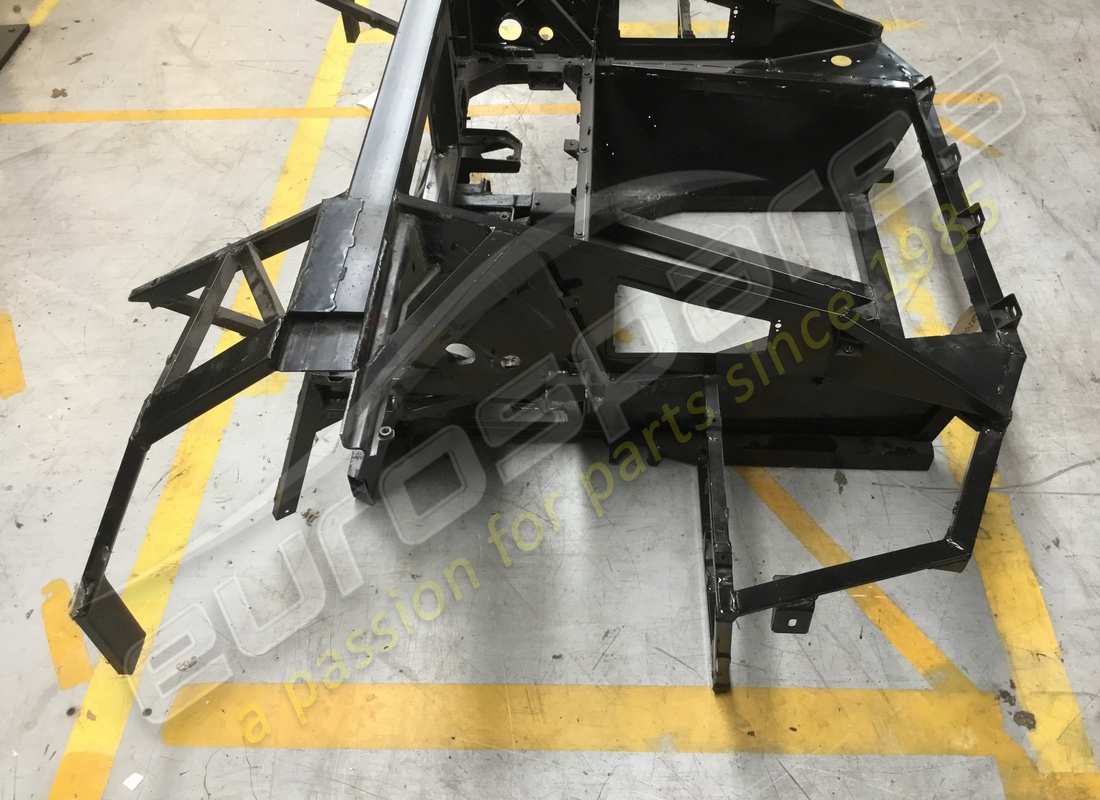 new lamborghini frame. part number 410898045 (4)