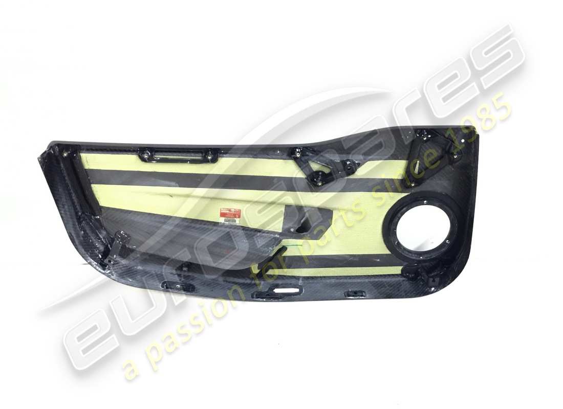 new ferrari rh door panel in carbon. part number 85573100 (3)