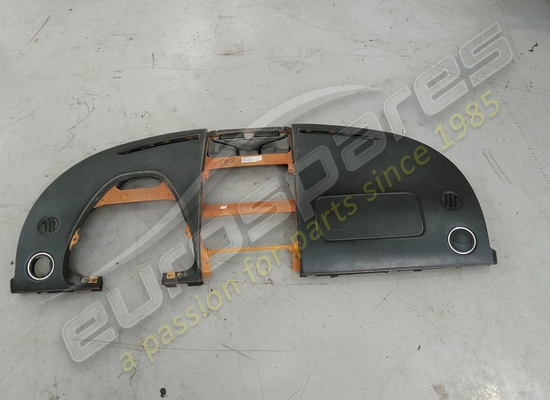 used eurospares top part of dash . (comes with airbag unit) no airbag part number eap1384176