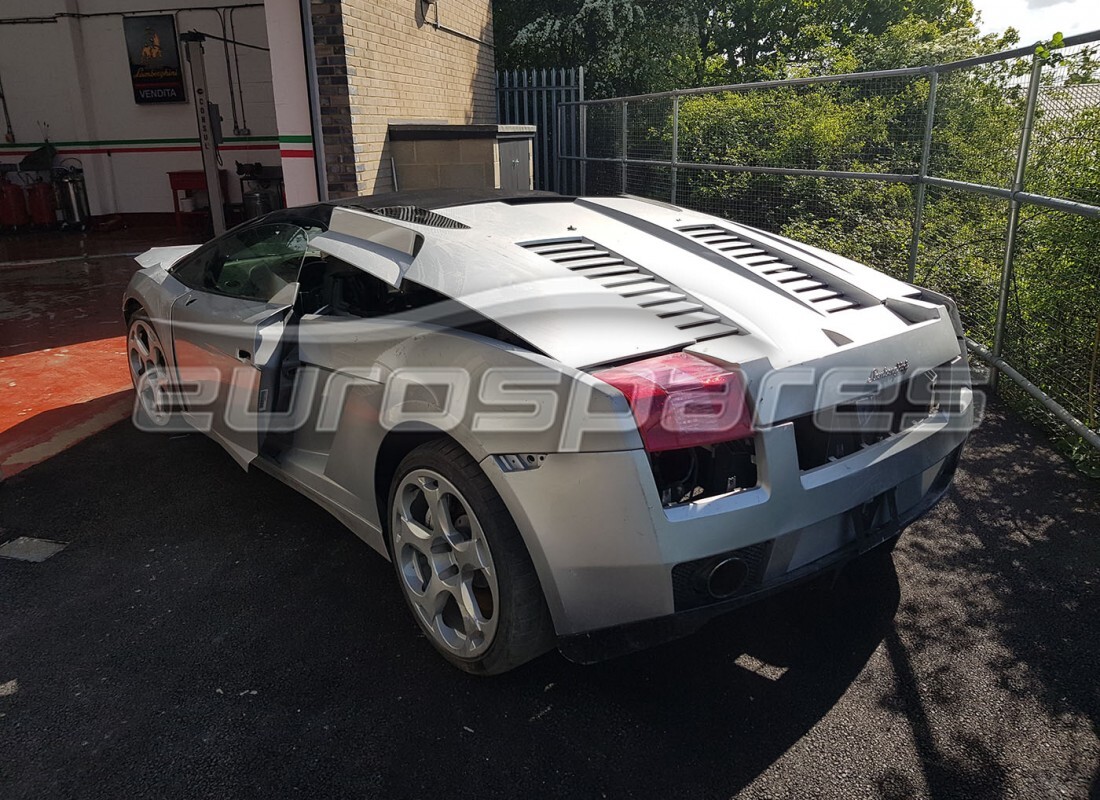 lamborghini gallardo spyder (2006) with 20,000 kilometers, being prepared for dismantling #3