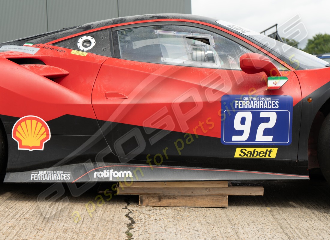 ferrari 488 challenge with 3900km, being prepared for dismantling #10