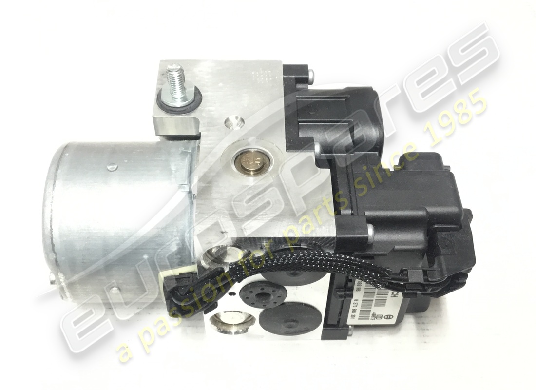 new maserati a.b.s. hydraulic unit assembly 5.3. part number 373830316 (1)