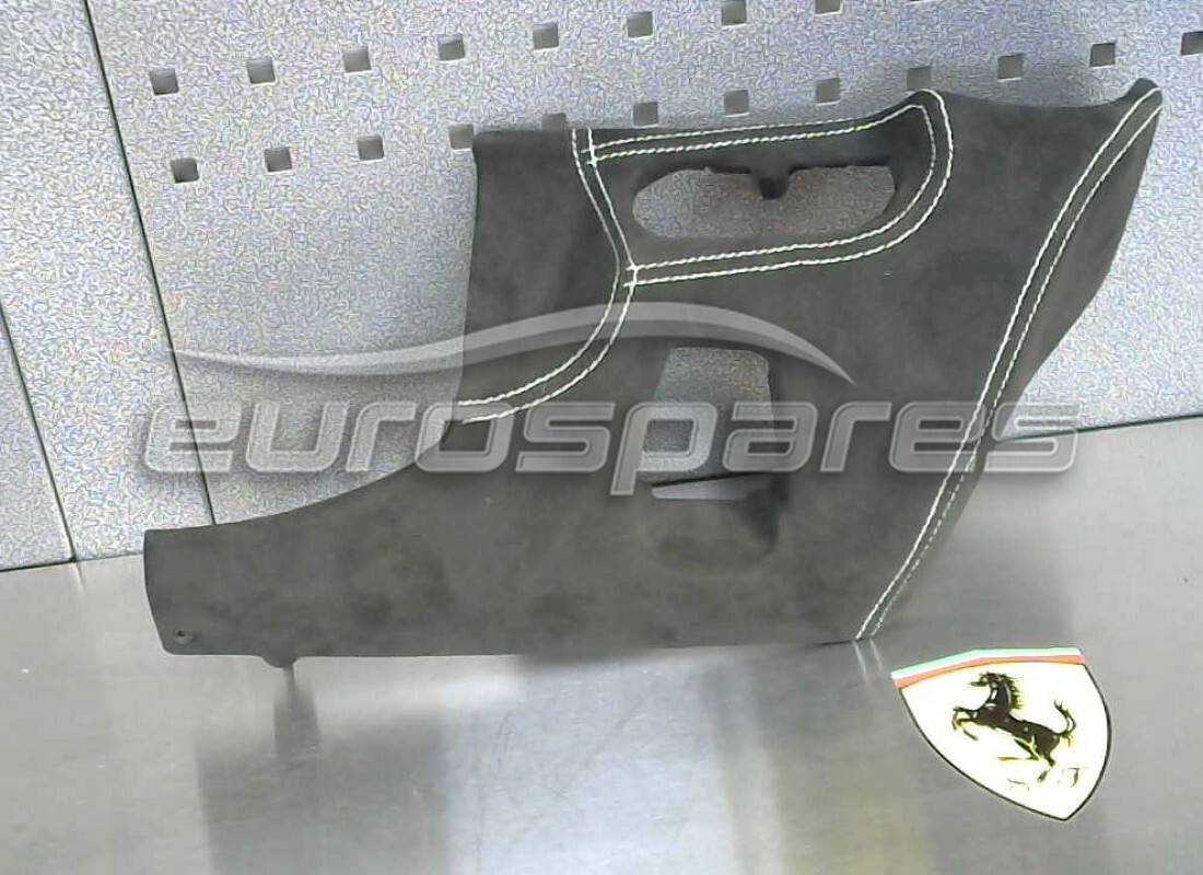 USED Ferrari LOWER RH PANEL . PART NUMBER 828155.. (1)