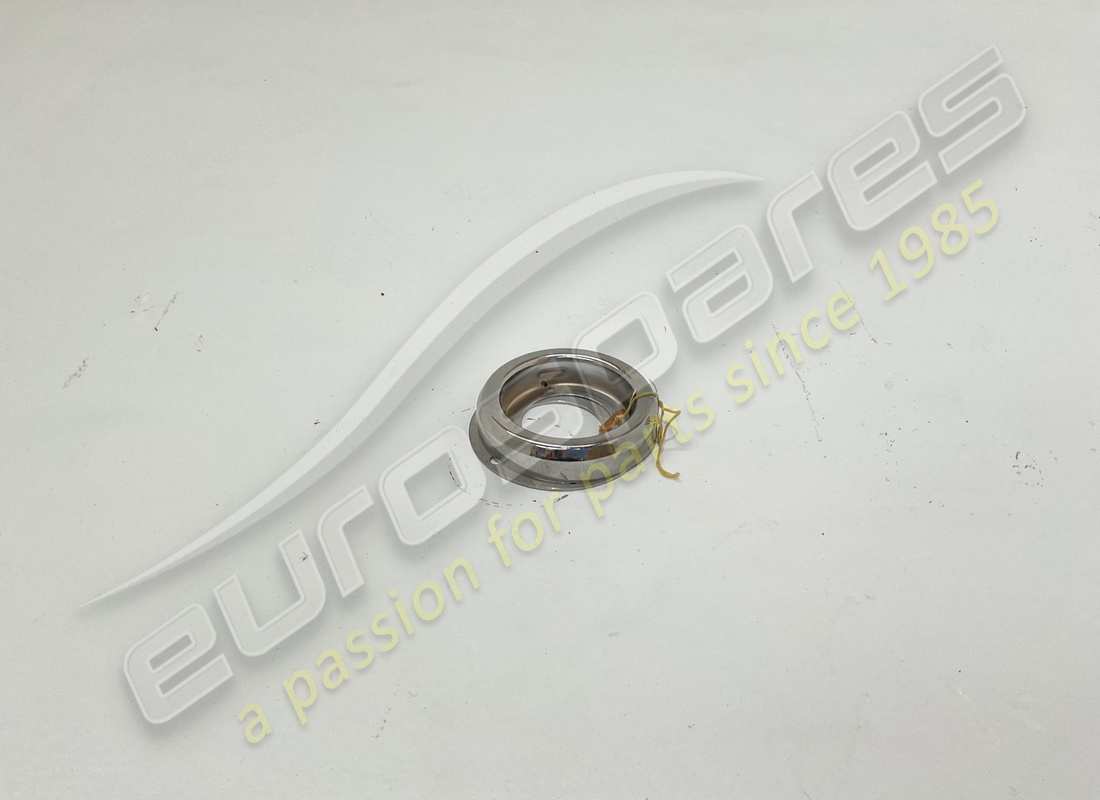 used maserati bussola per bottone comando avvisatore per volante . . . .. part number 107gs57953 (2)