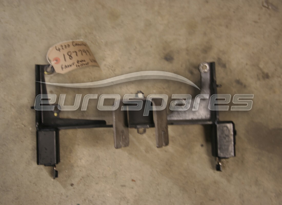 USED Maserati STEERING BOX REACTION BRACKET . PART NUMBER 187799 (1)