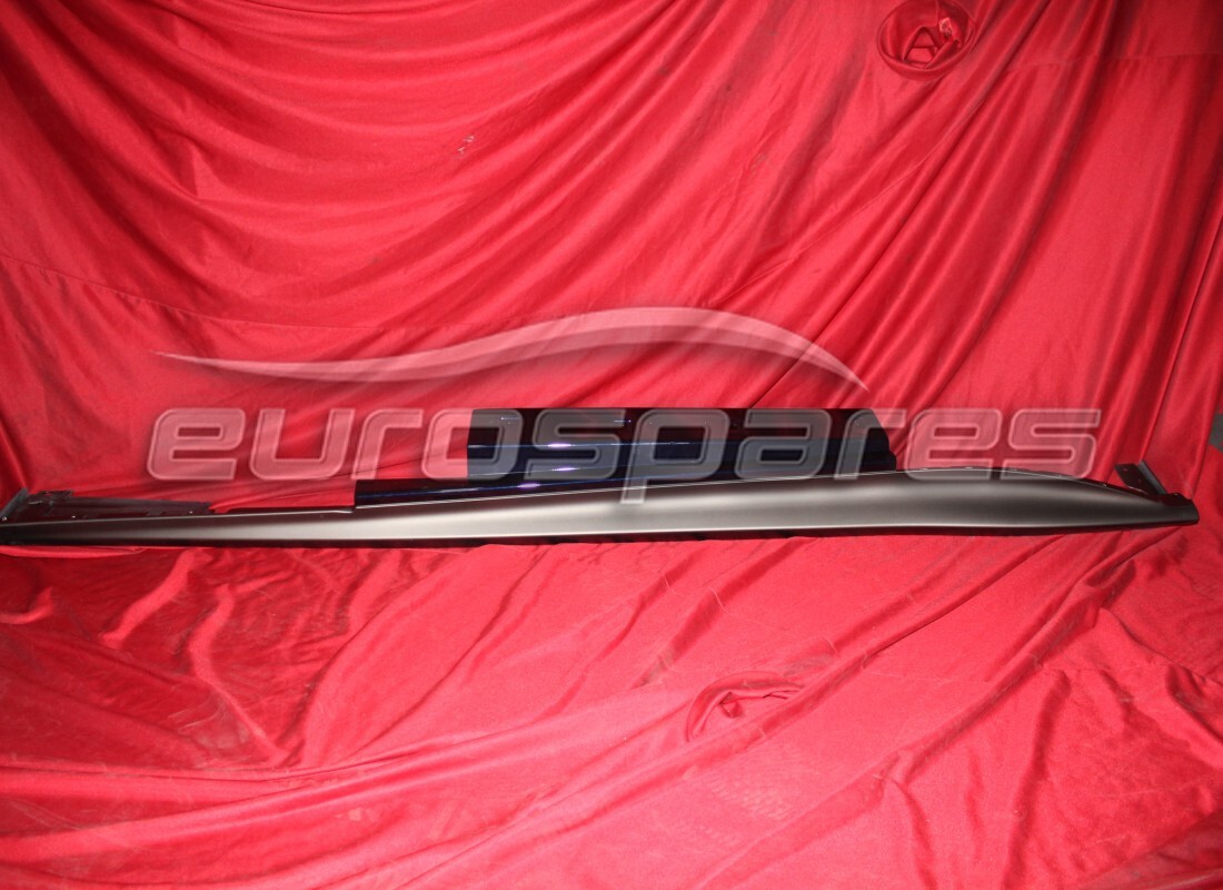 new (other) ferrari lh outer sill cover. part number 84306310 (1)