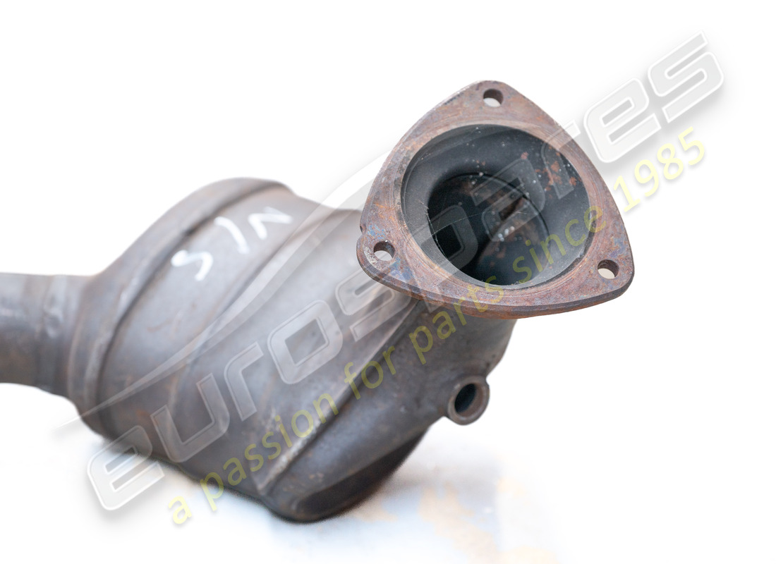 used ferrari lh catalyst. part number 253957 (3)