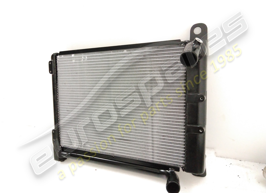 new lamborghini water radiator rh part number 410121252b (3)