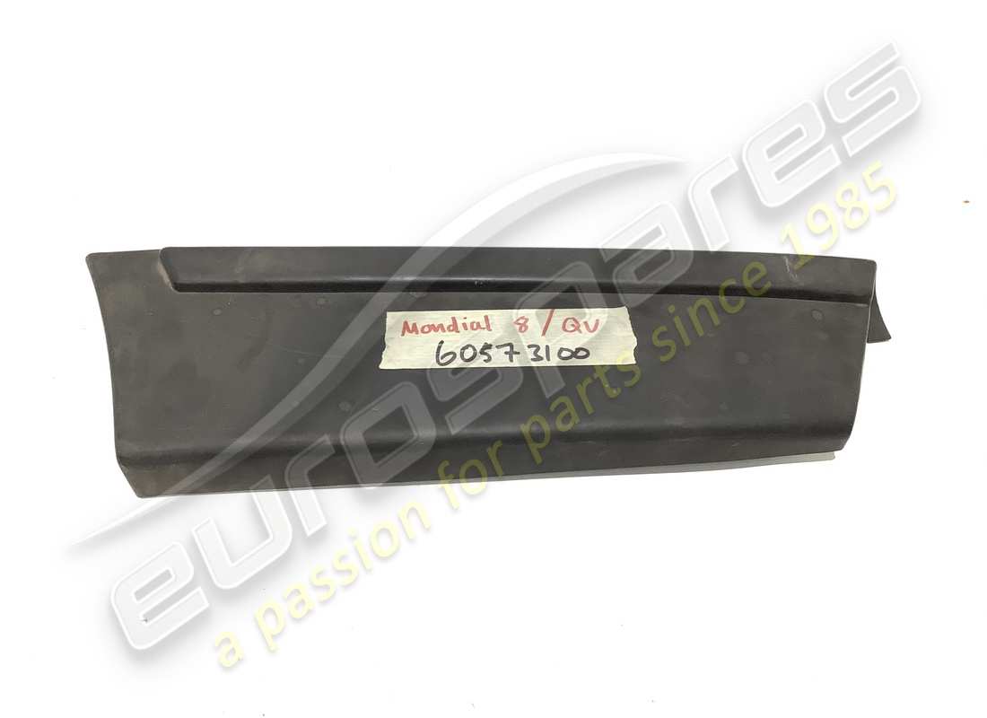 NEW Ferrari RH FRONT QTR BUMPER . PART NUMBER 60573100 (1)